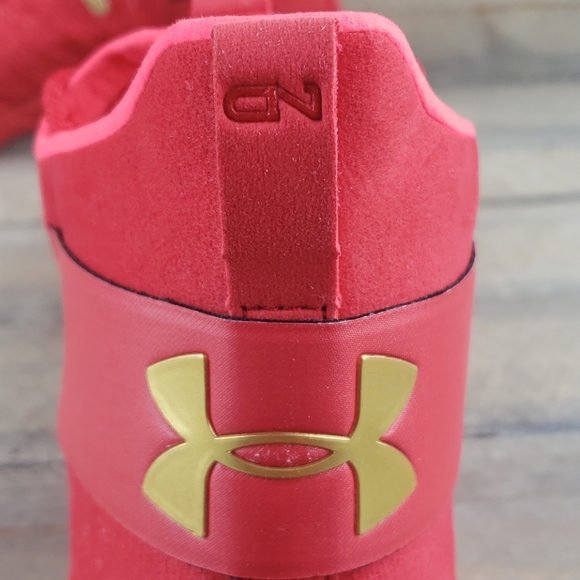 Under Armour CIN Trainers Men's Sneakers Red/Gold - Picture 10 of 10